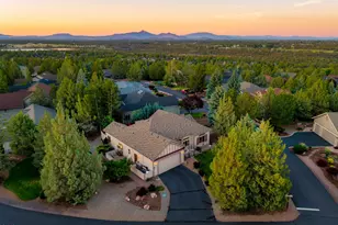990 Victoria Falls Dr, Redmond, OR 97756 - Photo 55
