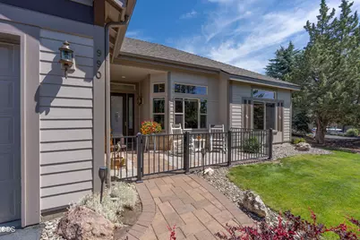 990 Victoria Falls Drive, Redmond, OR 97756 - Photo 3