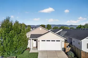 689 Heber Ln, Medford, OR 97501 - Photo 23