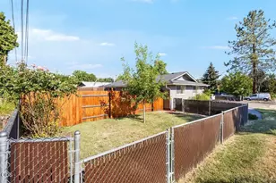 103 West St, Talent, OR 97540 - Photo 29