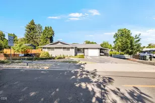 103 West St, Talent, OR 97540 - Photo 37