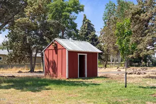 65880 93rd St, Bend, OR 97703 - Photo 41