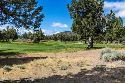 8520 Golden Pheasant Court, Redmond, OR 97756 - Photo 25