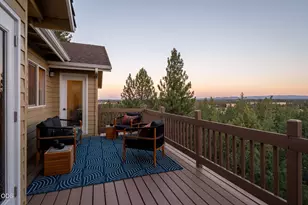 1819 SW Troon Ave, Bend, OR 97702 - Photo 15