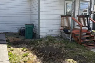 223 Mortimer St, Klamath Falls, OR 97601 - Photo 3