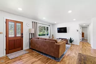 1422 Hillcourt, Medford, OR 97504 - Photo 5