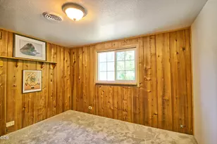 2525 Kinney Creek Rd, Jacksonville, OR 97530 - Photo 19