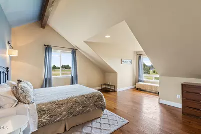 63531 Gentry Loop, Bend, OR 97701 - Photo 39