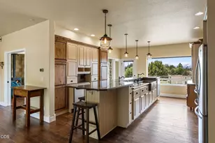 63531 Gentry Loop, Bend, OR 97701 - Photo 27