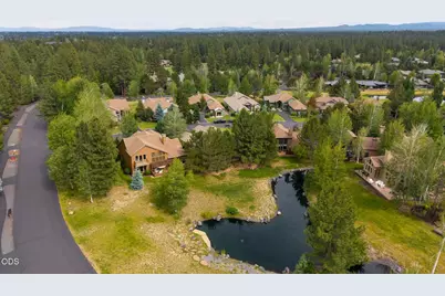 62028 Fall Creek Loop, Bend, OR 97702 - Photo 47