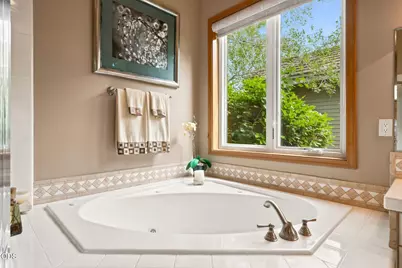 62028 Fall Creek Loop, Bend, OR 97702 - Photo 23