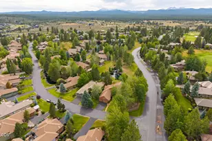 62028 Fall Creek Loop, Bend, OR 97702 - Photo 53