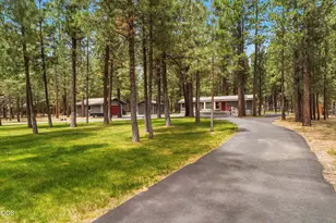 14870 Springwood Rd, La Pine, OR 97739 - Photo 1