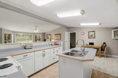 14870 Springwood Road, La Pine, OR 97739 - Photo 13