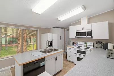 14870 Springwood Road, La Pine, OR 97739 - Photo 9
