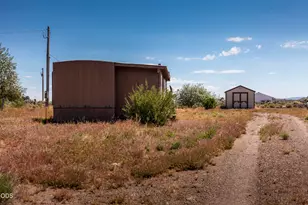 57224 Bark Loop, Christmas Valley, OR 97641 - Photo 19