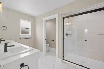 610 Pheasant Drive, Central Point, OR 97502 - Photo 25