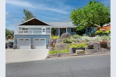134 Ridgecrest Drive, Klamath Falls, OR 97601 - Photo 1