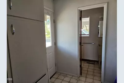 6013 Foothill Road, Central Point, OR 97502 - Photo 17