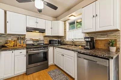 4912 Lorrayne Place, Klamath Falls, OR 97603 - Photo 13