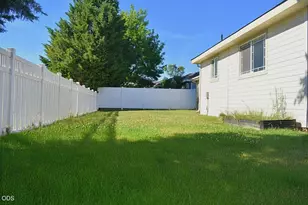 4350 Calimesa Way, Klamath Falls, OR 97603 - Photo 37