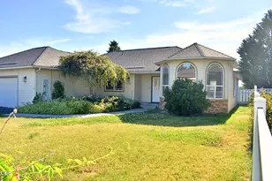 4350 Calimesa Way, Klamath Falls, OR 97603 - Photo 3