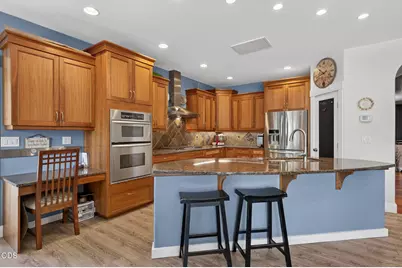 19528 E Campbell Road, Bend, OR 97702 - Photo 11
