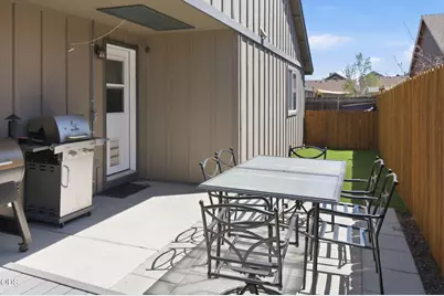469 NW 24th Place, Redmond, OR 97756 - Photo 21