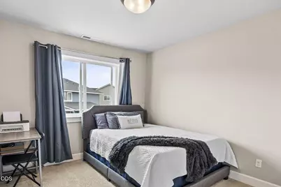 736 NW 27th Street, Redmond, OR 97756 - Photo 21
