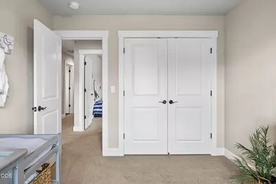 736 NW 27th Street, Redmond, OR 97756 - Photo 23