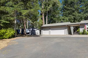 622 Wildflower Dr, Merlin, OR 97532 - Photo 51
