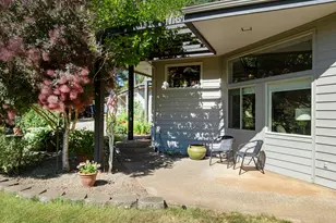 622 Wildflower Dr, Merlin, OR 97532 - Photo 43