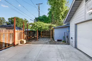 407 Marie St, Medford, OR 97504 - Photo 25