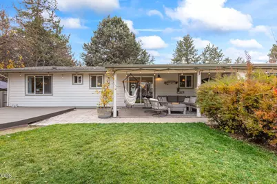 194 SE Cessna Drive, Bend, OR 97702 - Photo 29