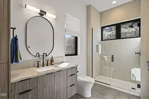 2375 N W Wyeth Pl, Bend, OR 97703 - Photo 41