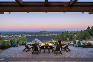 2375 N W Wyeth Pl, Bend, OR 97703 - Photo 3