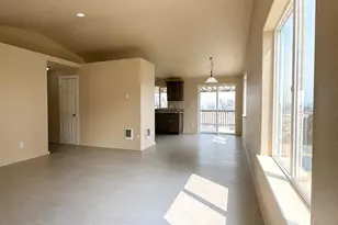 402 SE Carmen Way, Madras, OR 97741 - Photo 3