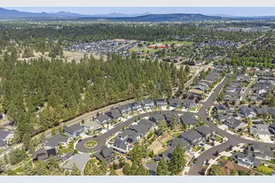 61016 SE Crane Peak Court, Bend, OR 97702 - Photo 41