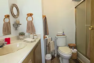 61060 Kings Ln, Bend, OR 97702 - Photo 11