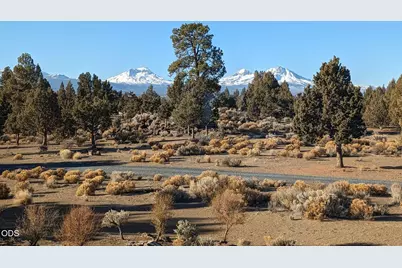 17740 Ox Spur Court, Bend, OR 97703 - Photo 11