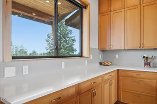 17740 Ox Spur Ct, Bend, OR 97703 - Photo 23