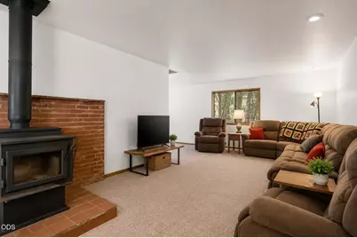 1934 Laurel Road, Cave Junction, OR 97523 - Photo 5