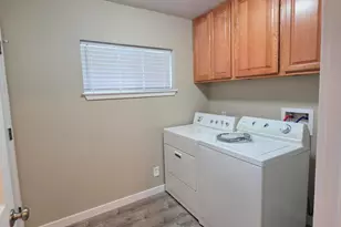 2134 Laurel St, Klamath Falls, OR 97601 - Photo 7