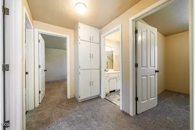 3321 Oneida Circle, Medford, OR 97504 - Photo 11