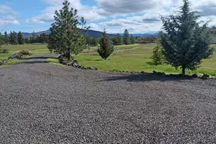 63 Rogue River Dr, Eagle Point, OR 97524 - Photo 33