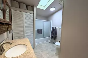 63 Rogue River Dr, Eagle Point, OR 97524 - Photo 15