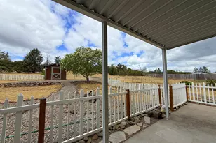 63 Rogue River Dr, Eagle Point, OR 97524 - Photo 27
