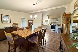 63 Rogue River Dr, Eagle Point, OR 97524 - Photo 11