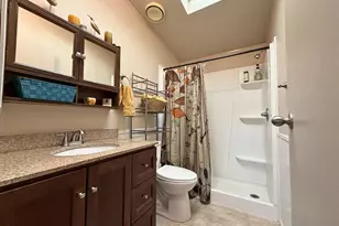 63 Rogue River Dr, Eagle Point, OR 97524 - Photo 17
