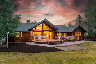 26275 SW Metolius Meadows Dr, Camp Sherman, OR 97730 - Photo 3